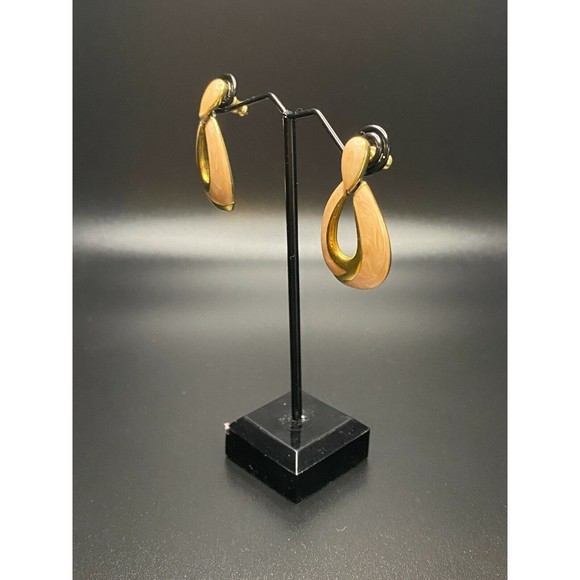 Napier Gold Tone and Nude Enamel Earrings VINTAGE - Picture 3 of 7
